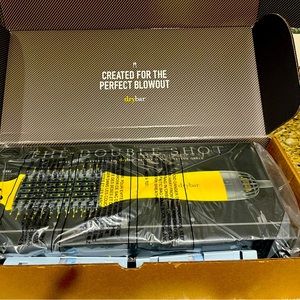 Brand New Never Used Drybar Double Shot dryer